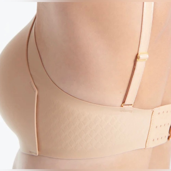 Knix - Wing Woman Contour Bra - Size: 8+ Color: Nude2 - EVBRA110N81. - Picture 8 of 9